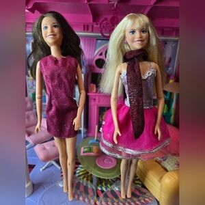 2 Fashion Moves Hannah Montana Dolls